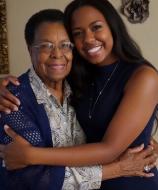 During My Grandma’s Funeral, I Saw My Mom Hiding a Package in the Coffin — I Quietly Took It & Was Stunned When I Looked Inside