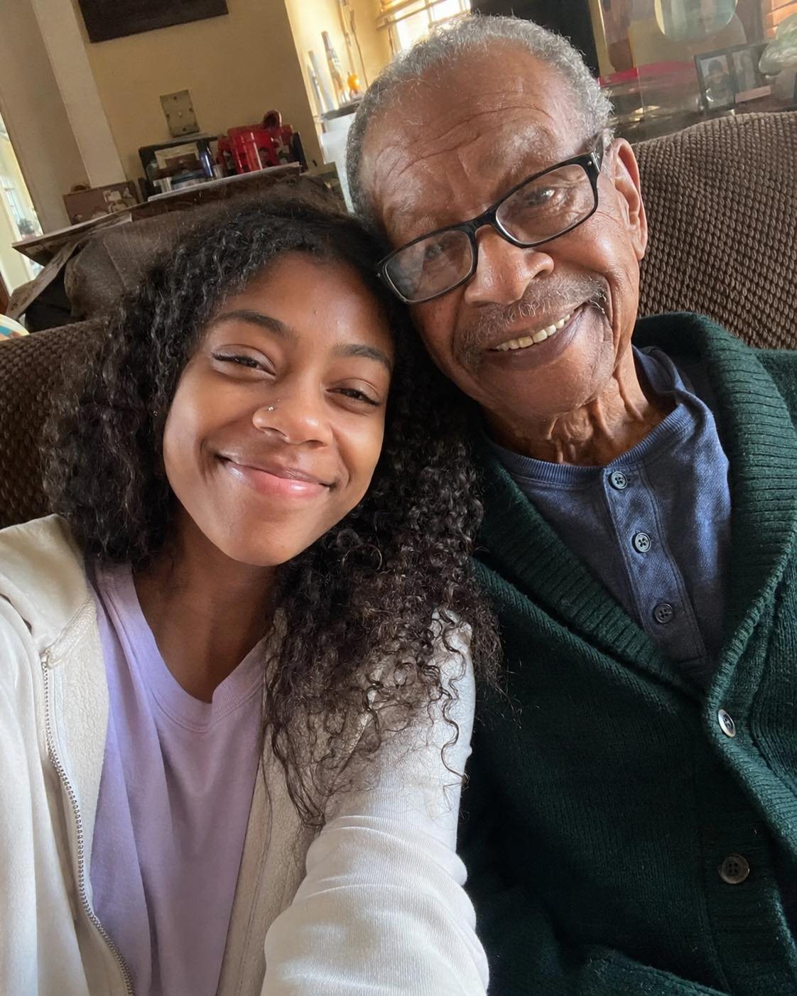 My Grandpa Raised Me Alone – After His Funeral, I Learned His Biggest Secret